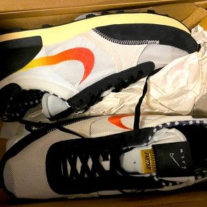 Nike DBreak-Type No. 354 *Brand New Alert*